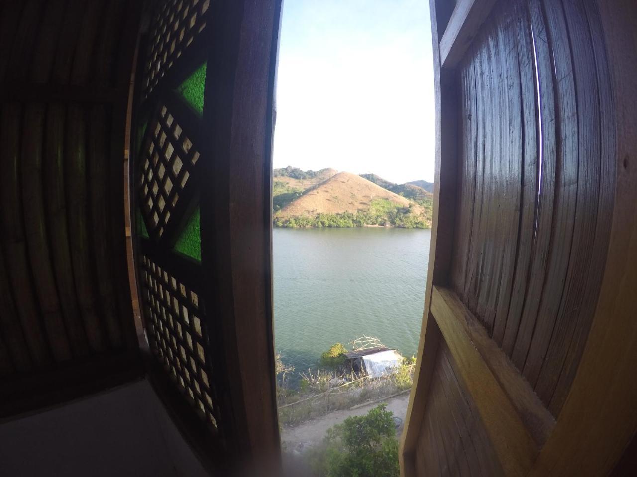 Borac Bay Bungalows Hotel And Resort Exteriör bild